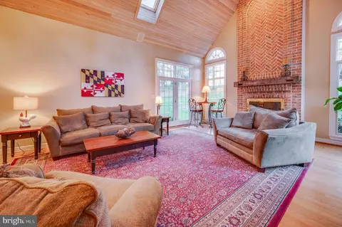 Living - 14102 Phoenix Rd, Phoenix, MD 21131 photo 5 of 13