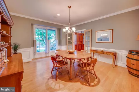Dining - 14102 Phoenix Rd, Phoenix, MD 21131 photo 2 of 4