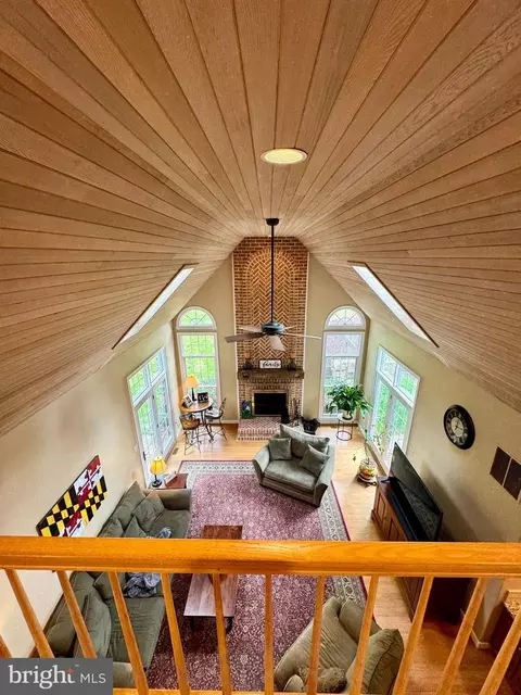 Living - 14102 Phoenix Rd, Phoenix, MD 21131 photo 2 of 13