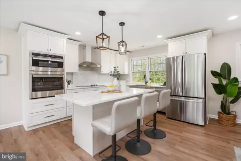 Kitchen - 4332 Sweet Air Rd, Baldwin, MD 21013 photo 2 of 6