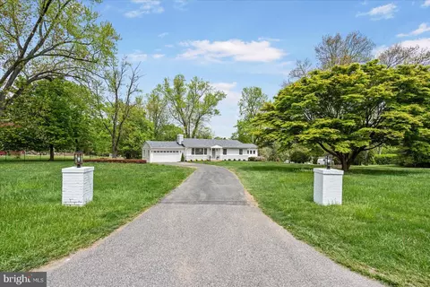 Exterior - 4332 Sweet Air Rd, Baldwin, MD 21013 photo 1 of 11