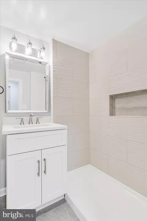 Bath - 4332 Sweet Air Rd, Baldwin, MD 21013 photo 6 of 6