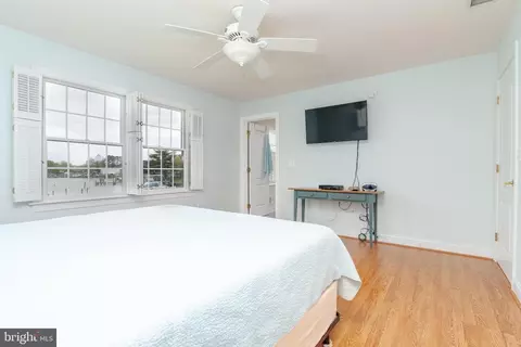 Bedroom - 9001 Avenue A, Sparrows Point, MD 21219 photo 6 of 9