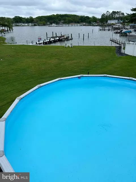 Exterior - 9001 Avenue A, Sparrows Point, MD 21219 photo 5 of 20