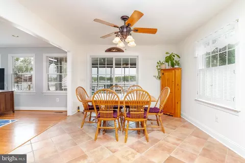 Dining - 9001 Avenue A, Sparrows Point, MD 21219 photo 1 of 5