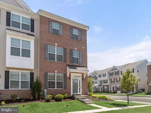 33 Ironwood Ct, Rosedale, MD 21237