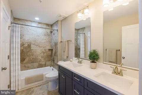 Bath - 4712 Carroll Manor Rd, Baldwin, MD 21013 photo 1 of 1