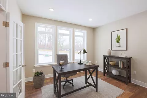 Entry Way - 4712 Carroll Manor Rd, Baldwin, MD 21013 photo 3 of 3