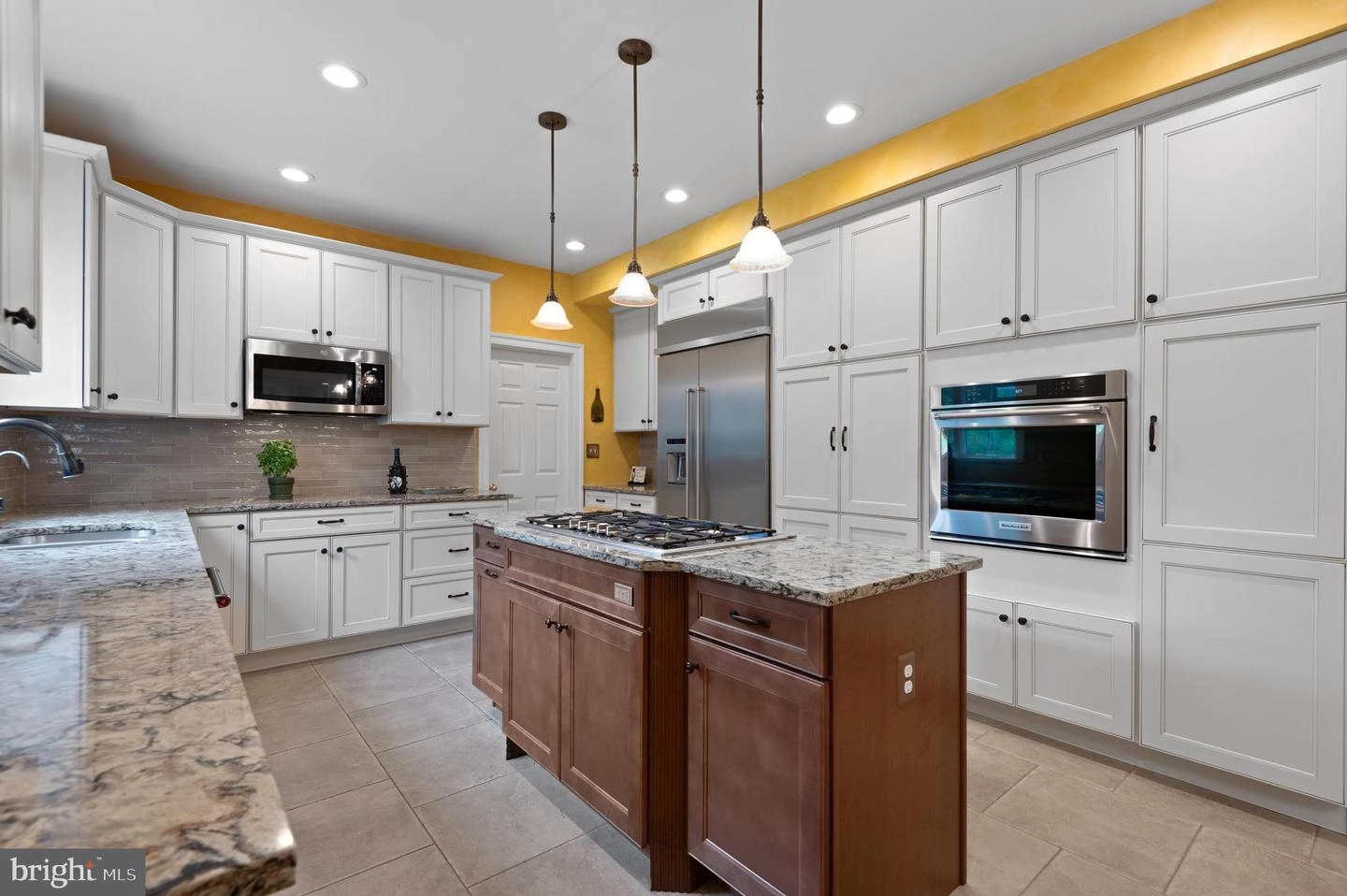 Kitchen - 13312 Redcoat Ln, Phoenix, MD 21131 photo 5 of 6