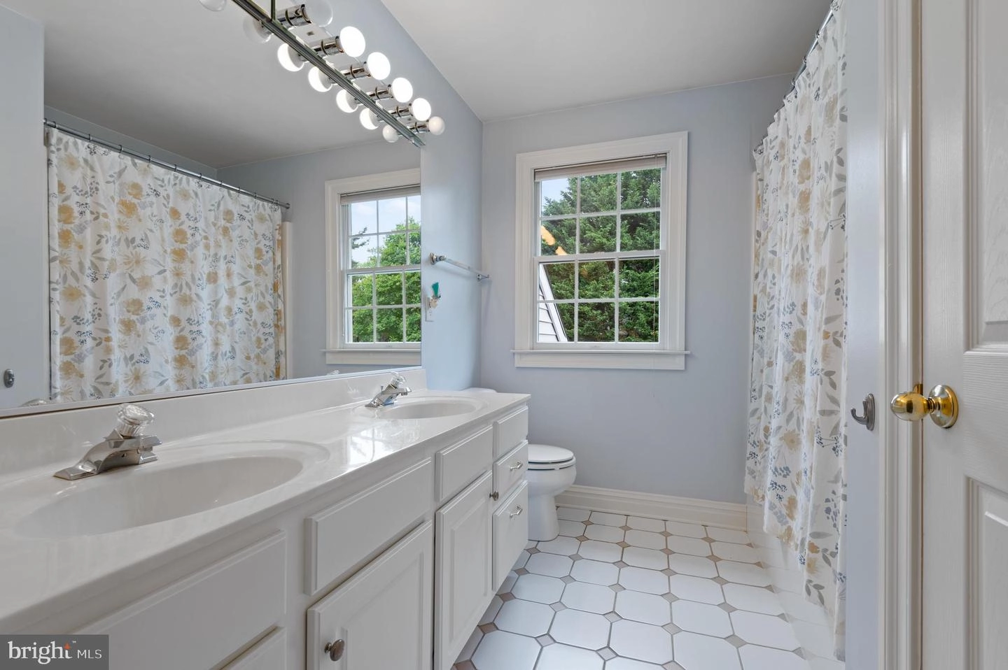 Bath - 13312 Redcoat Ln, Phoenix, MD 21131 photo 5 of 5