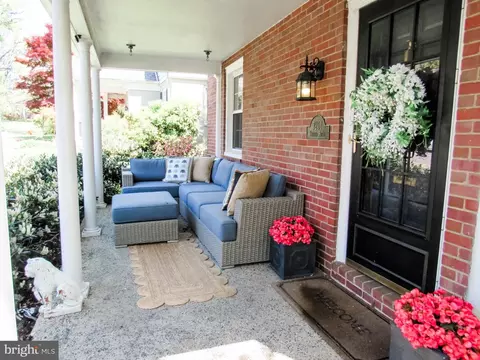 7201 Oxford Rd, Baltimore, MD 21212 photo 2