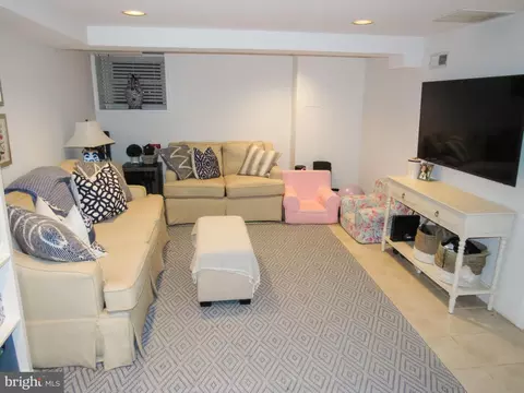 7201 Oxford Rd, Baltimore, MD 21212 photo 21