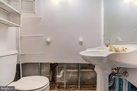 Bath - 9627 Dundawan Rd, Nottingham, MD 21236 photo 5 of 5