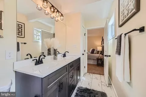 Bath - 6809 University Dr, Middle River, MD 21220 photo 2 of 3