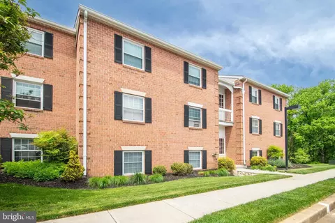 8 Belmullet Ct #101, Lutherville Timonium, MD 21093