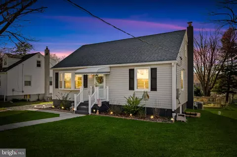 3231 Summit Ave, Parkville, MD 21234