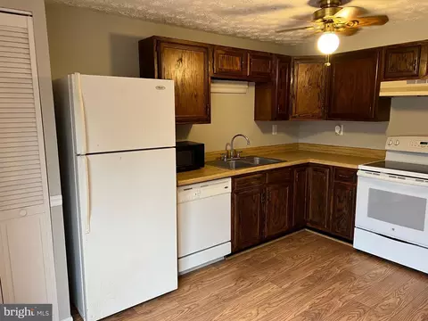 Kitchen - 72 Windersal Ln, Parkville, MD 21234 photo 1 of 1