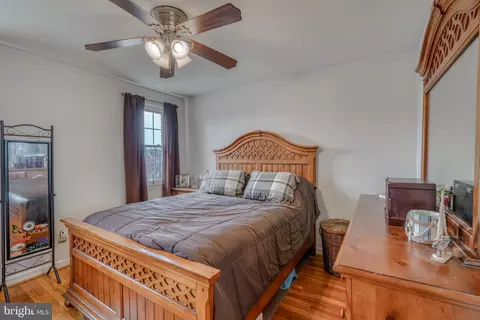 239 Endsleigh Ave, Middle River, MD 21220 photo 18