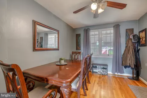 239 Endsleigh Ave, Middle River, MD 21220 photo 9