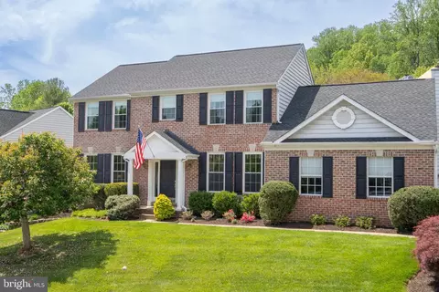 4 Twinleaf Ct, Cockeysville, MD 21030
