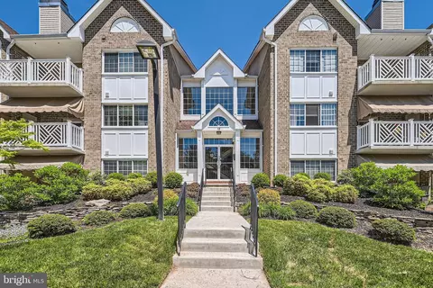 12 Bandon Ct #302, Lutherville Timonium, MD 21093