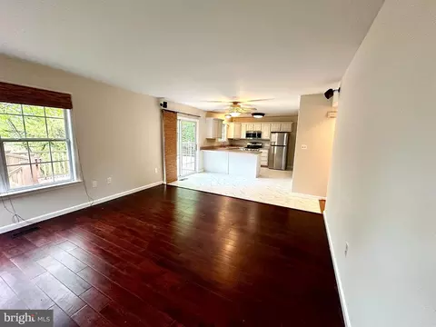 Living - 4413 Todd Point Ln, Sparrows Point, MD 21219 photo 3 of 3
