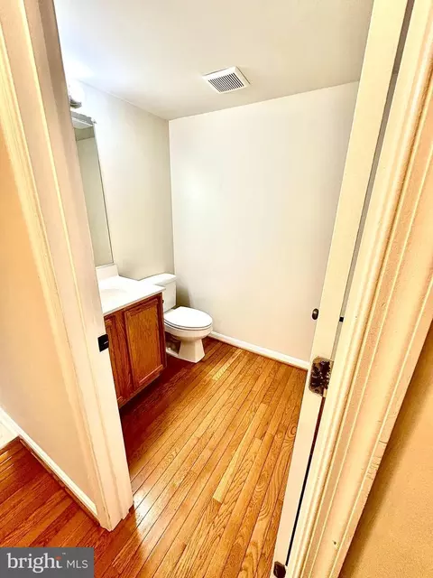 Bath - 4413 Todd Point Ln, Sparrows Point, MD 21219 photo 1 of 3