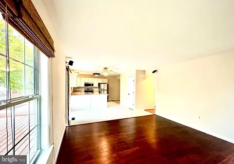 Living - 4413 Todd Point Ln, Sparrows Point, MD 21219 photo 2 of 3