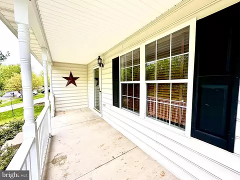Exterior - 4413 Todd Point Ln, Sparrows Point, MD 21219 photo 11 of 11