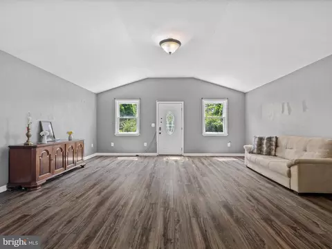 1930 Old Sulphur Spring Rd, Halethorpe, MD 21227
