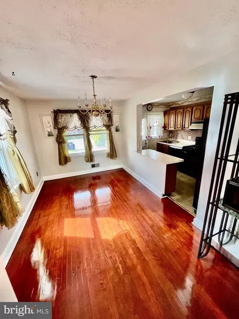 Dining - 2129 Vailthorn Rd, Middle River, MD 21220 photo 1 of 2