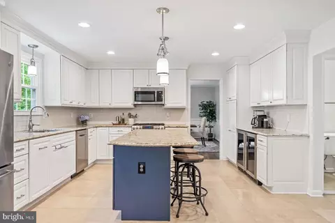 Kitchen - 13804 Summer Hill Dr, Phoenix, MD 21131 photo 6 of 6