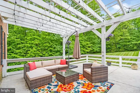 Exterior - 13804 Summer Hill Dr, Phoenix, MD 21131 photo 7 of 15