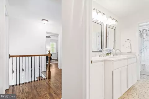 Entry Way - 13804 Summer Hill Dr, Phoenix, MD 21131 photo 4 of 4