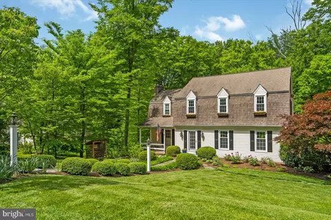 Exterior - 13804 Summer Hill Dr, Phoenix, MD 21131 photo 5 of 15