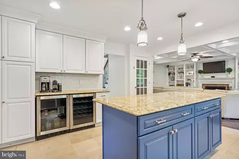 Kitchen - 13804 Summer Hill Dr, Phoenix, MD 21131 photo 5 of 6