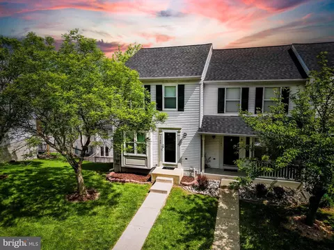 1140 Oakmoor Ct #1140, Halethorpe, MD 21227