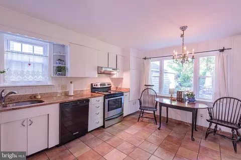 Kitchen - 101 N Tyrone Rd, Baltimore, MD 21212 photo 1 of 4