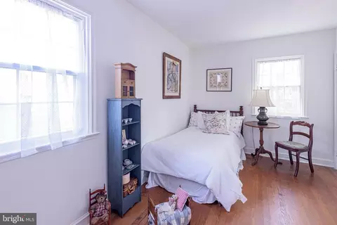Bedroom - 101 N Tyrone Rd, Baltimore, MD 21212 photo 7 of 12