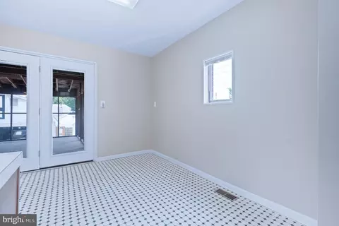 Entry Way - 1722 Selma Ave, Halethorpe, MD 21227 photo 4 of 13