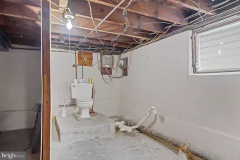 Bath - 1722 Selma Ave, Halethorpe, MD 21227 photo 3 of 3