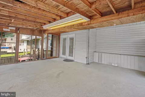 Exterior - 1722 Selma Ave, Halethorpe, MD 21227 photo 5 of 11