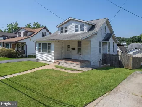 1722 Selma Ave, Halethorpe, MD 21227