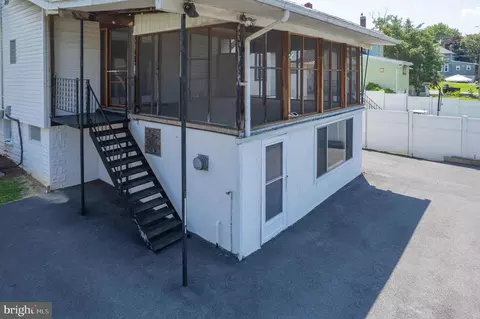 Exterior - 1722 Selma Ave, Halethorpe, MD 21227 photo 8 of 11