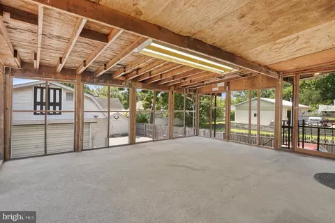 Exterior - 1722 Selma Ave, Halethorpe, MD 21227 photo 6 of 11