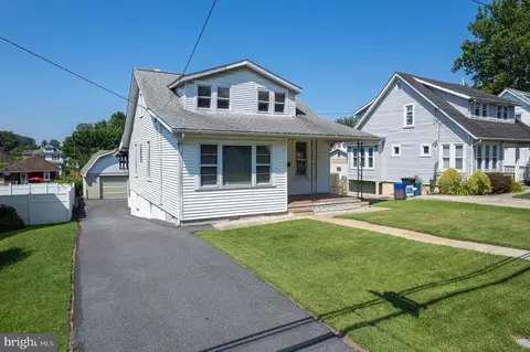 Exterior - 1722 Selma Ave, Halethorpe, MD 21227 photo 1 of 11