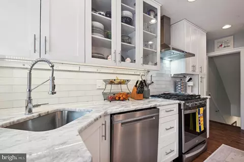 303 Stanmore Rd, Baltimore, MD 21212 photo 7