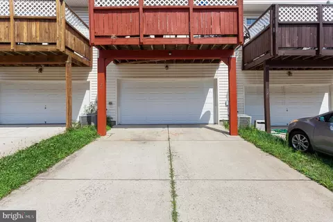 Exterior - 828 Lowe Rd, Middle River, MD 21220 photo 5 of 6