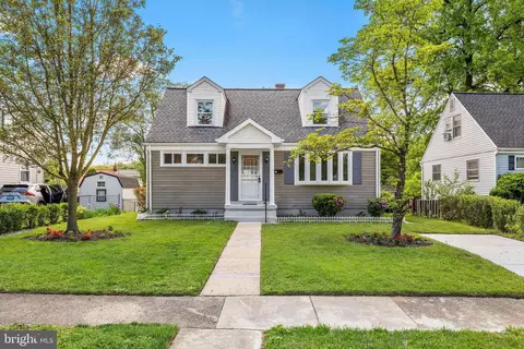 728 Silver Creek Rd, Pikesville, MD 21208