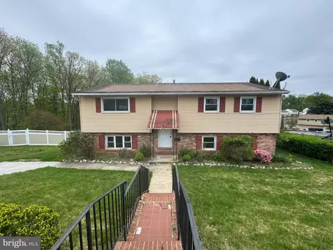 6708 Fox Meadow Rd, Gwynn Oak, MD 21207